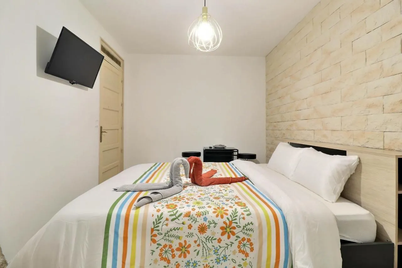 Chambre cosy jo Saint-Alban  France
